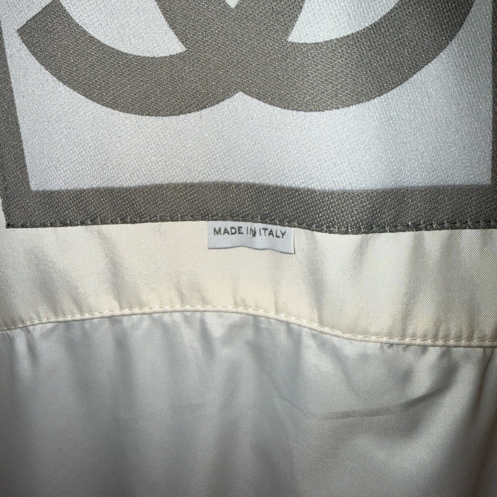 CHANEL White Ski Jacket or Winter Coat! - Picture 4 of 11